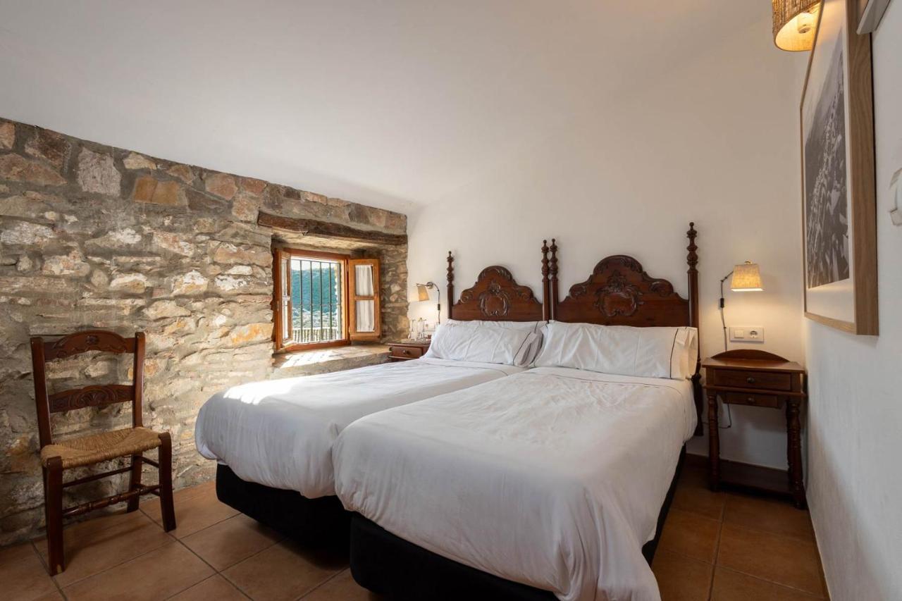 Tugasa Hotel Y Casas Rurales La Posada Villaluenga Del Rosario Dış mekan fotoğraf